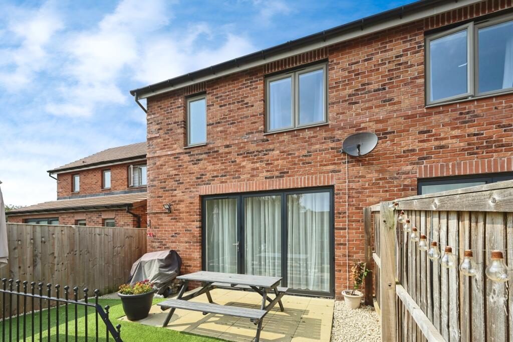 Property photo 33