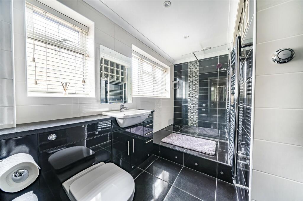 Property photo 32