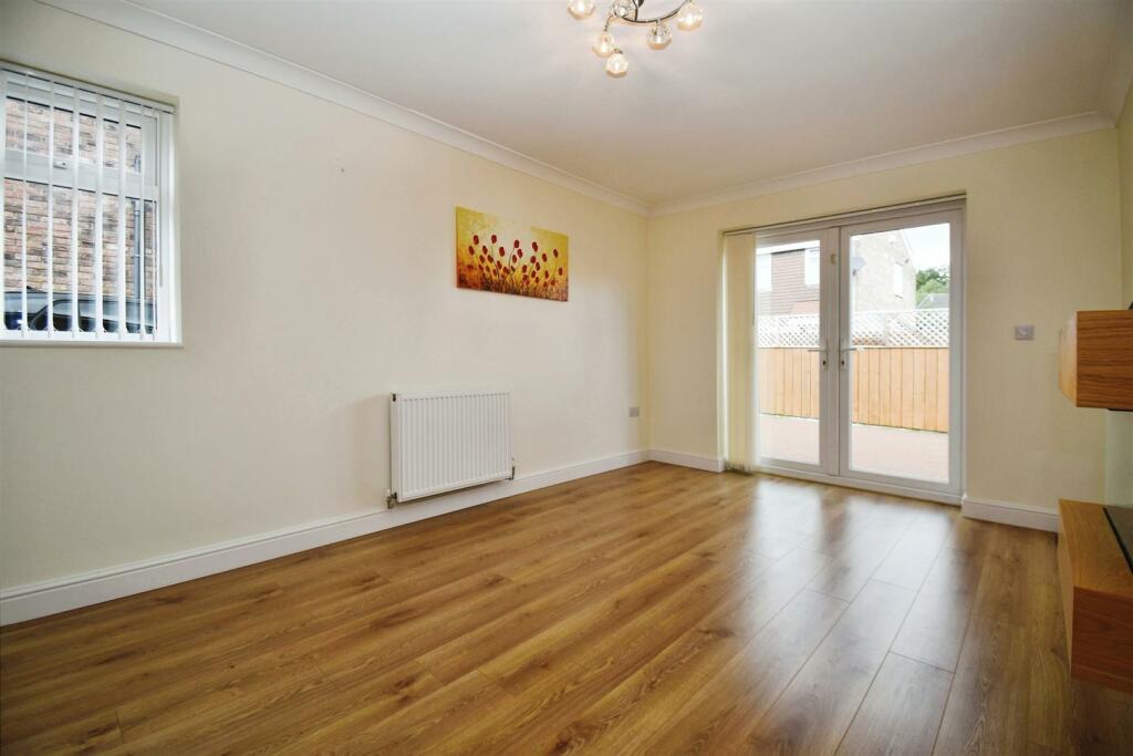 Property photo 33