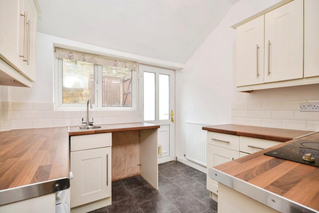 Property photo 25