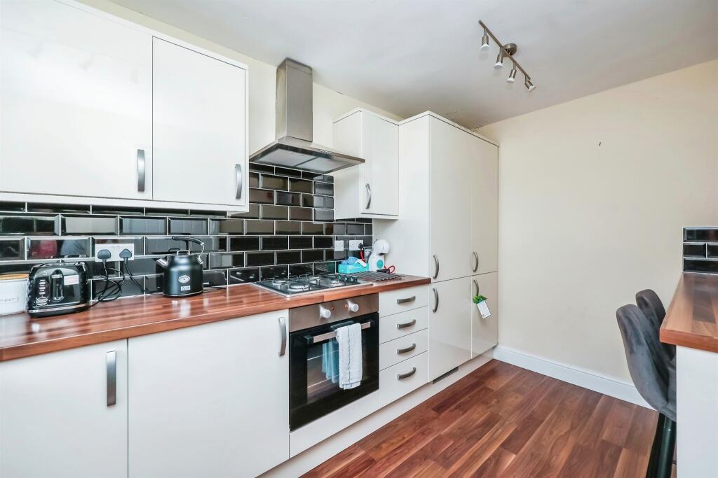 Property photo 16