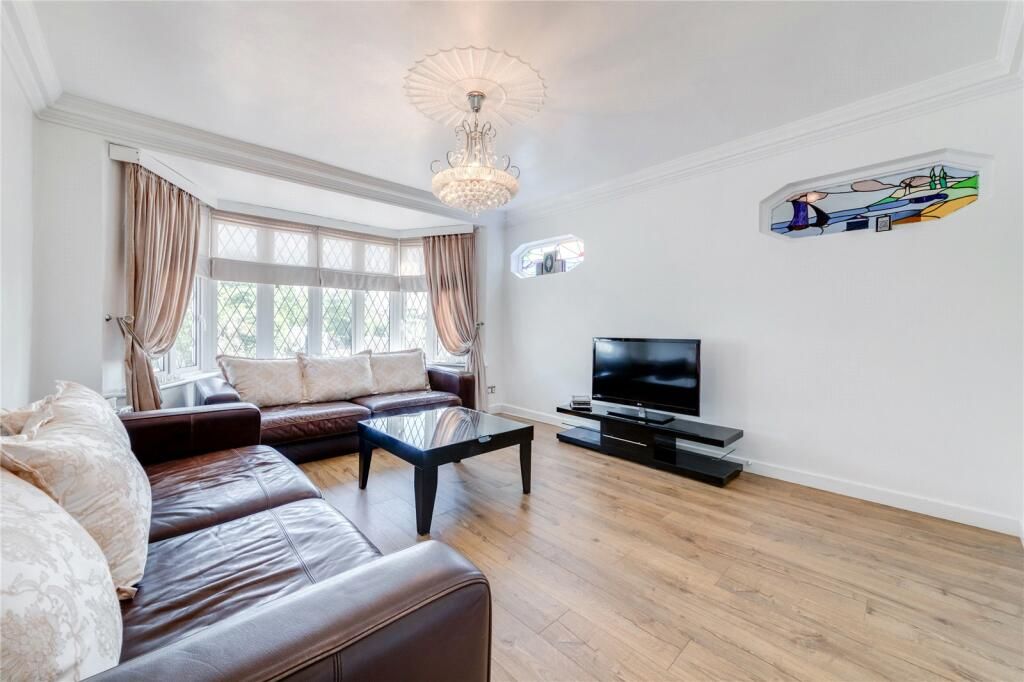 Property photo 11