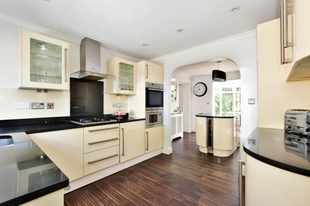 Property photo 6