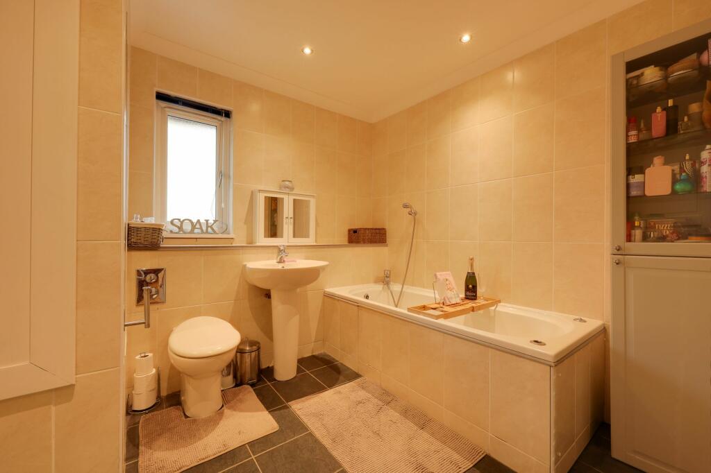 Property photo 17