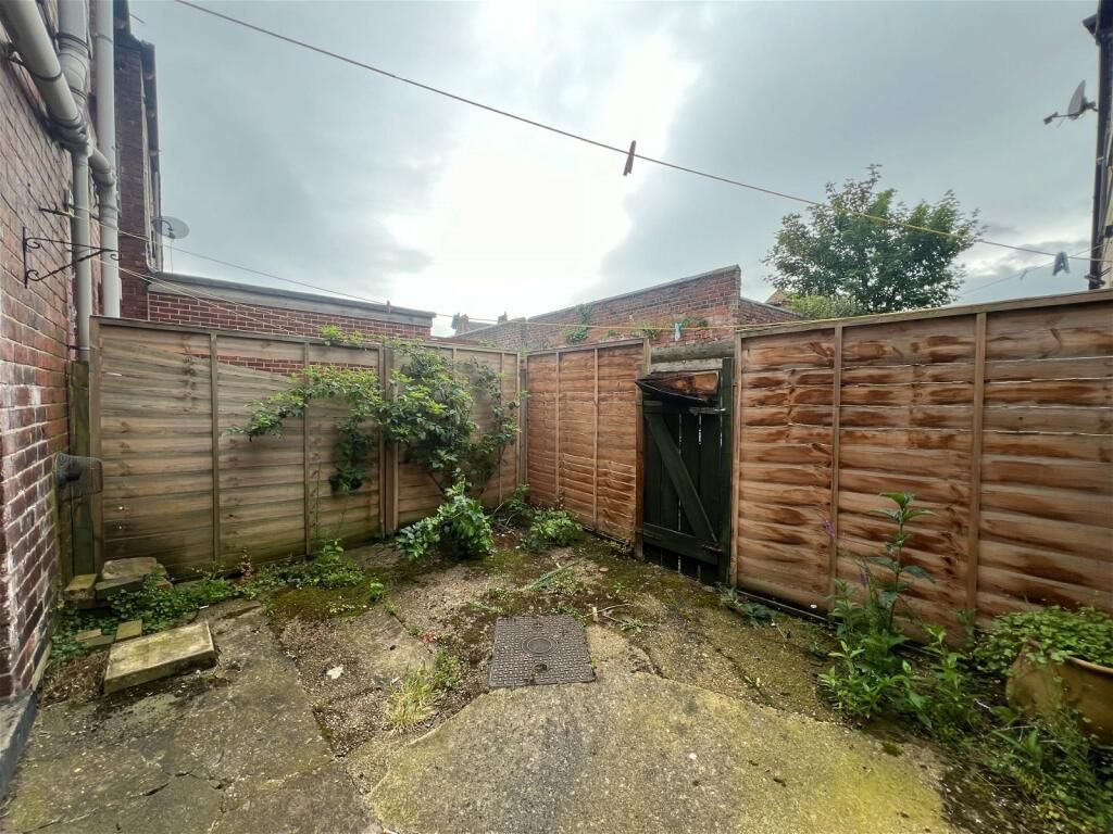 Property photo 8