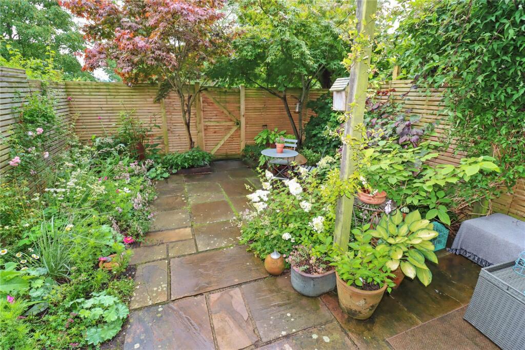 Property photo 24