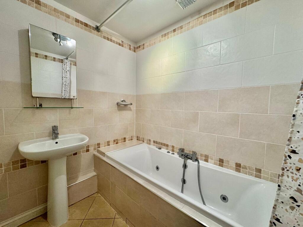 Property photo 31