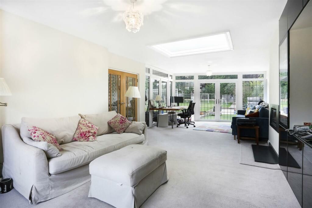 Property photo 15