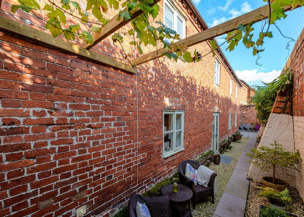 Property photo 23