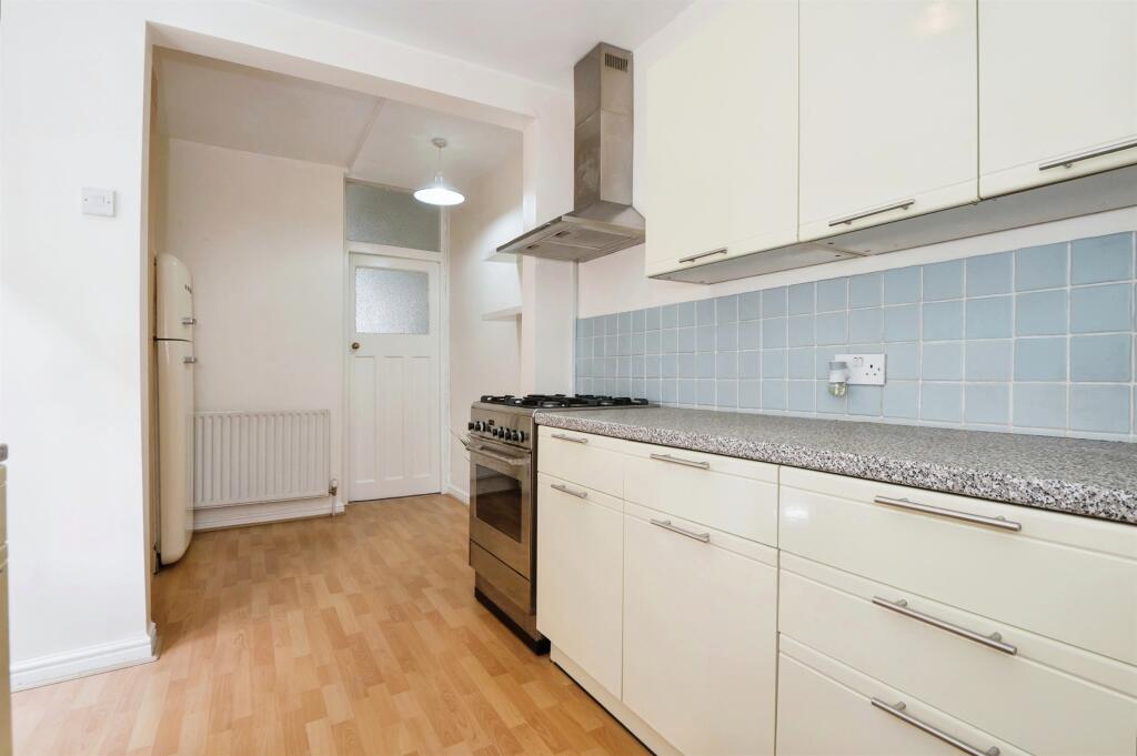 Property photo 34