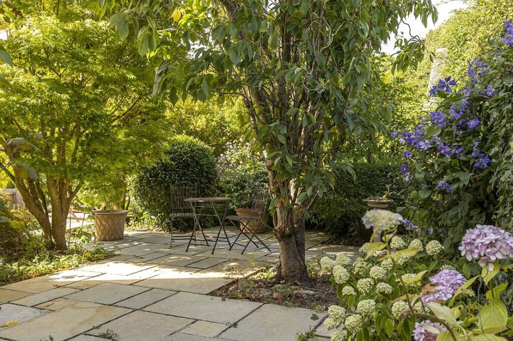 Property photo 28