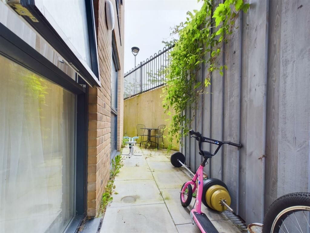 Property photo 12