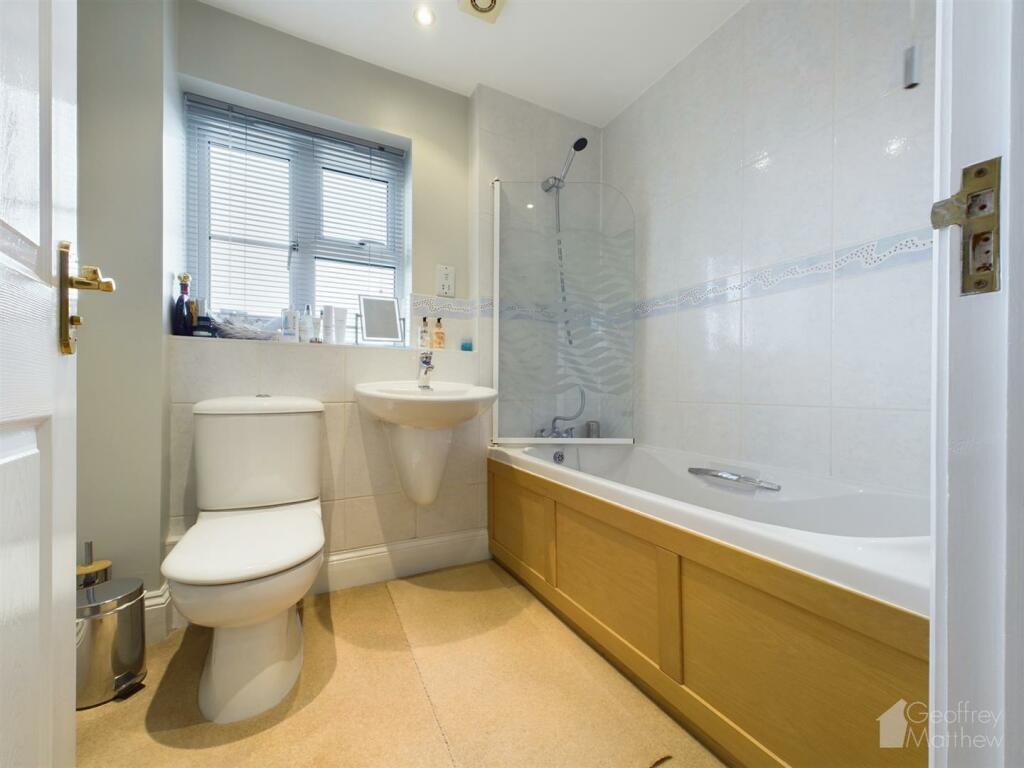 Property photo 16