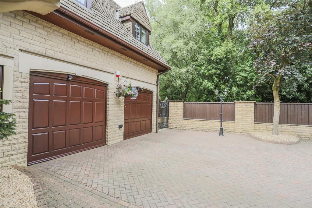 Property photo 16