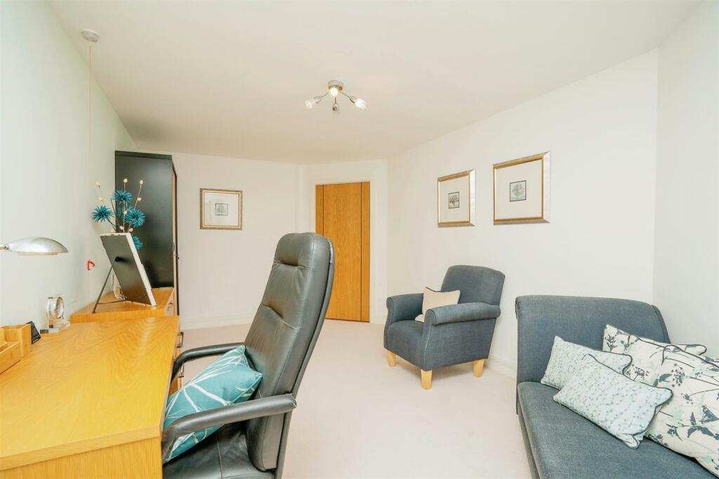 Property photo 28