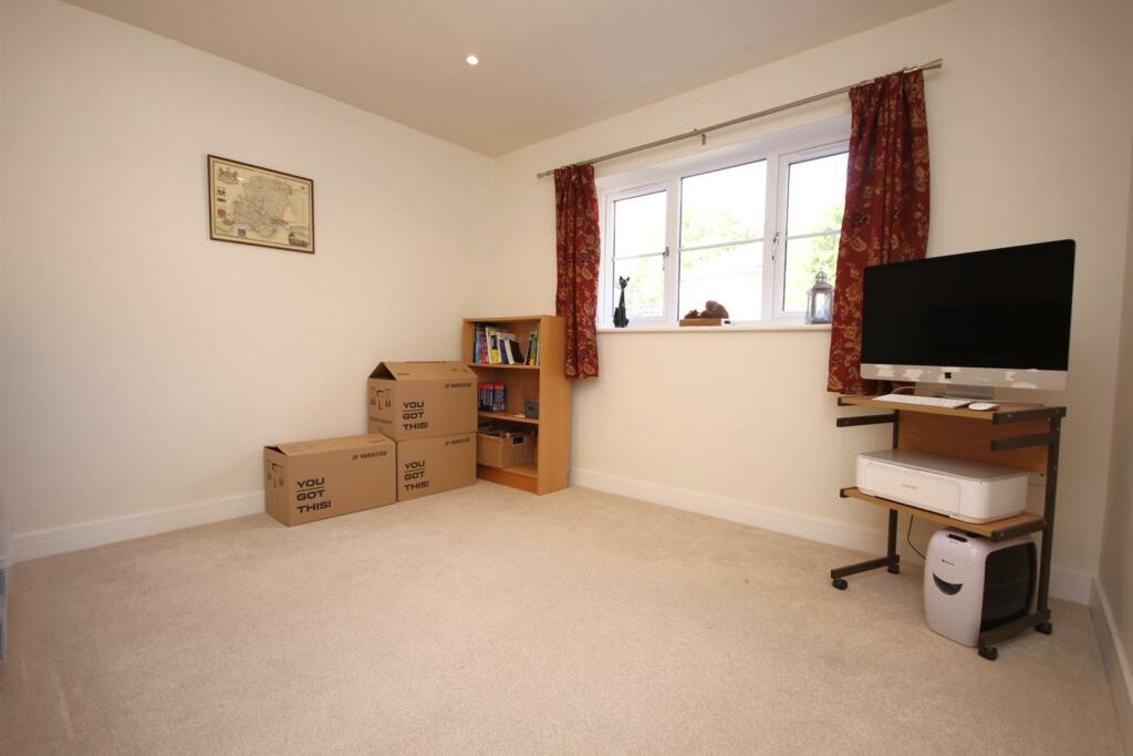 Property photo 33