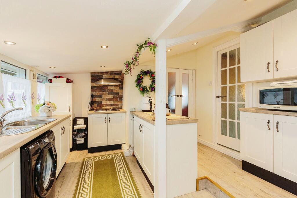 Property photo 25