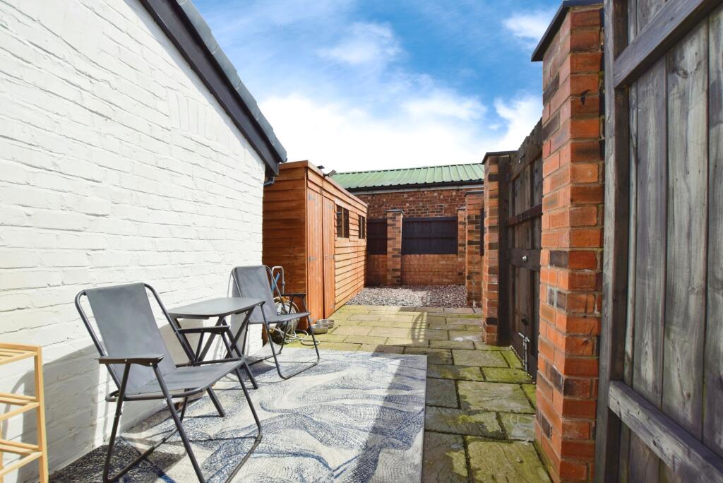 Property photo 33