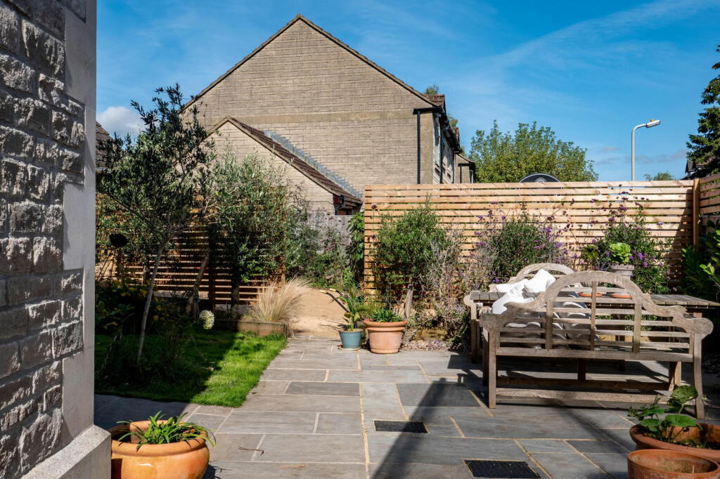 Property photo 25