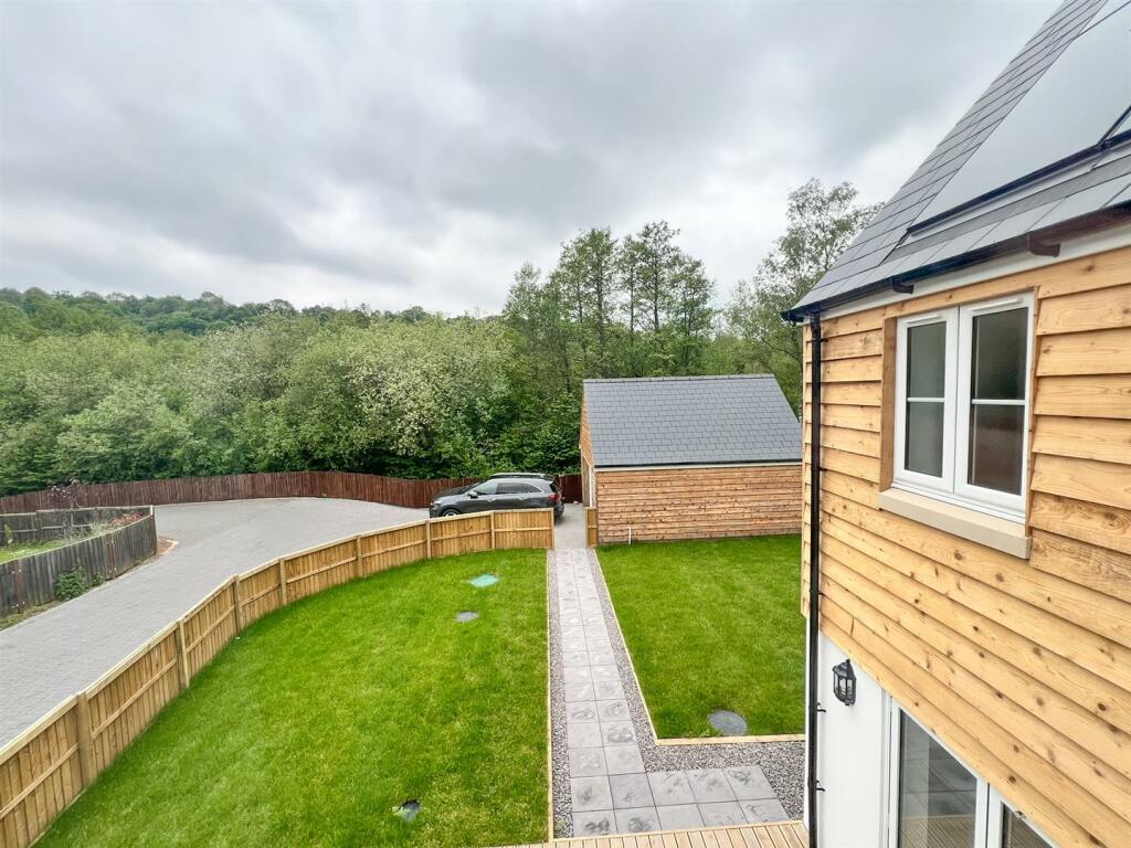 Property photo 33