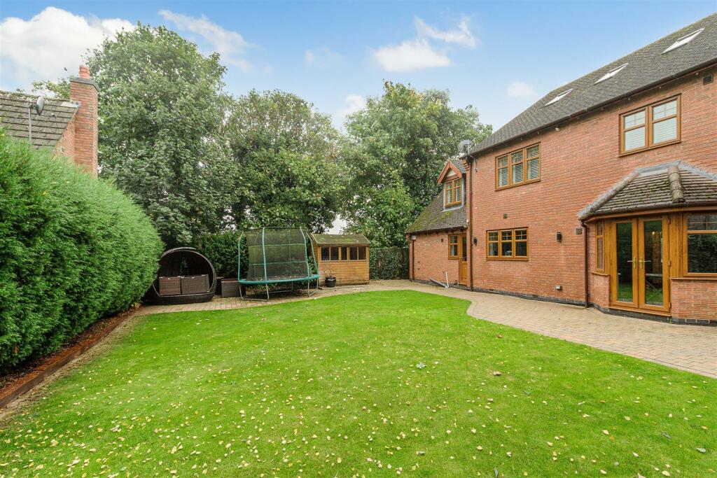 Property photo 28