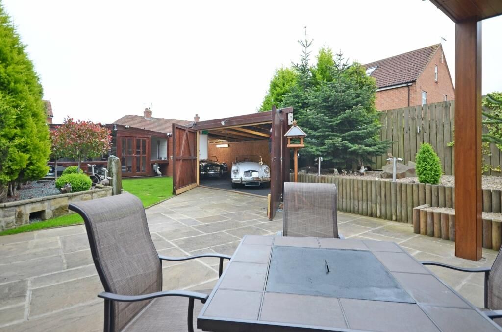 Property photo 9