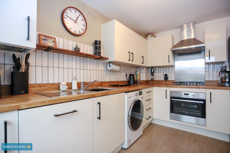 Property photo 33