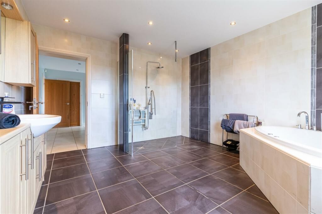 Property photo 15