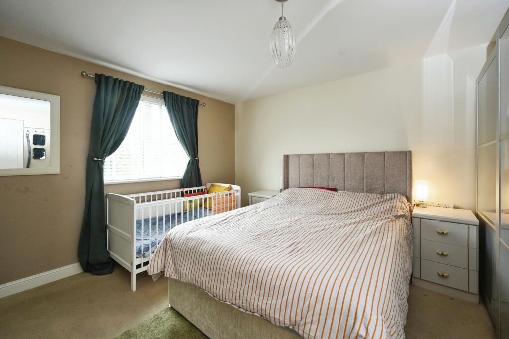 Property photo 31