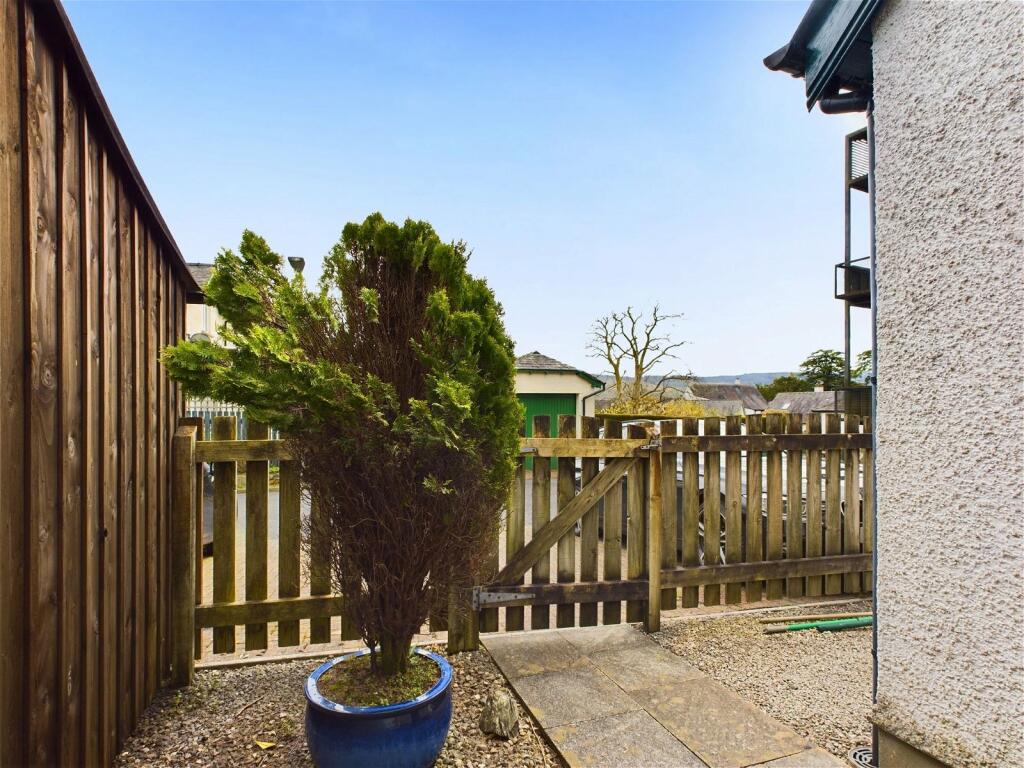 Property photo 24