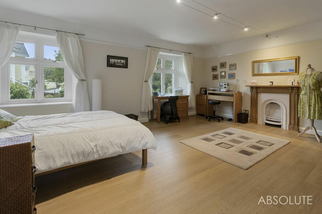 Property photo 35