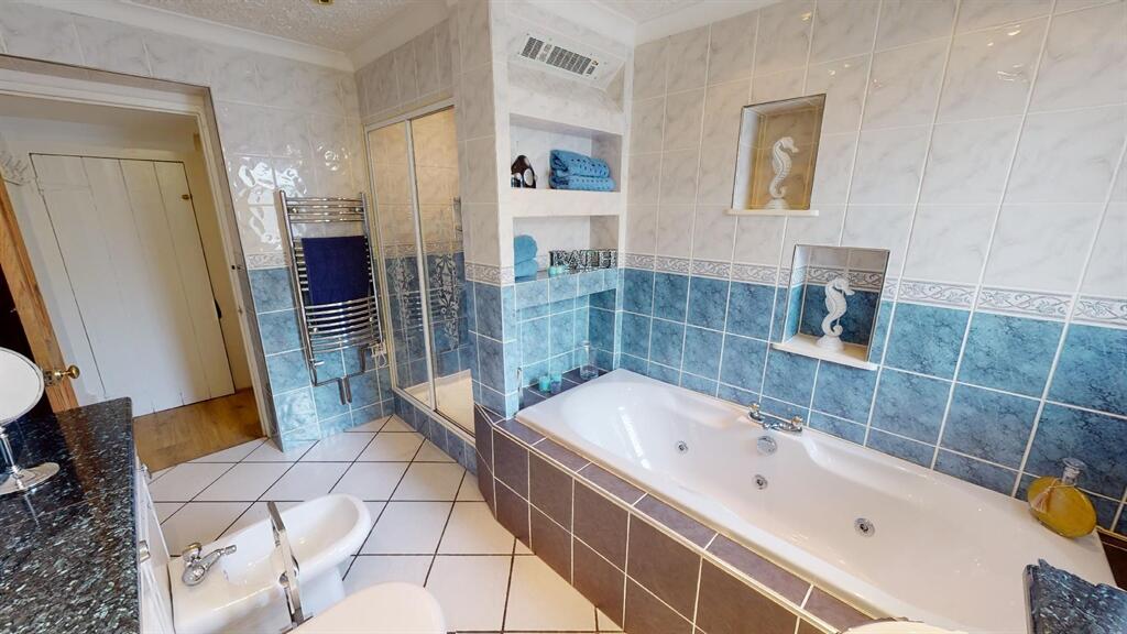 Property photo 28