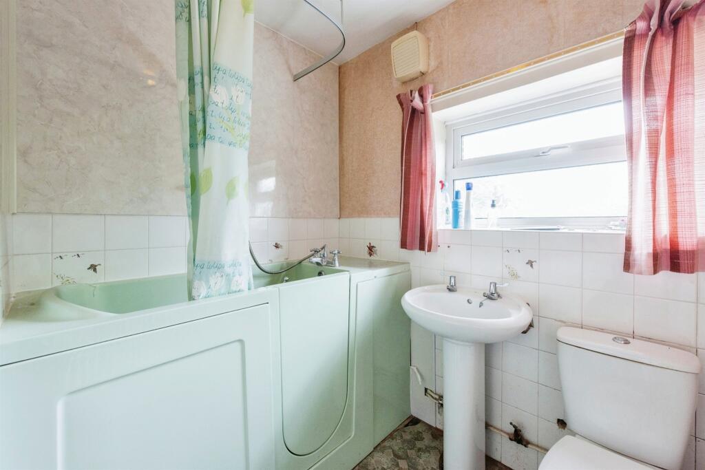 Property photo 35