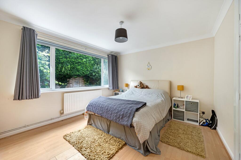 Property photo 32