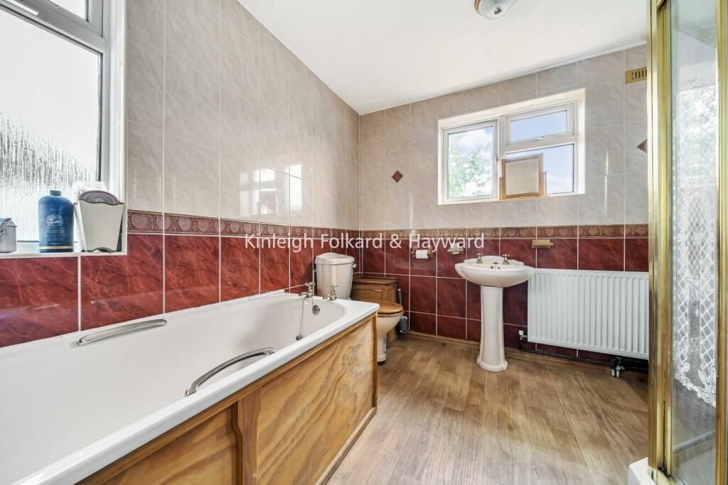 Property photo 15