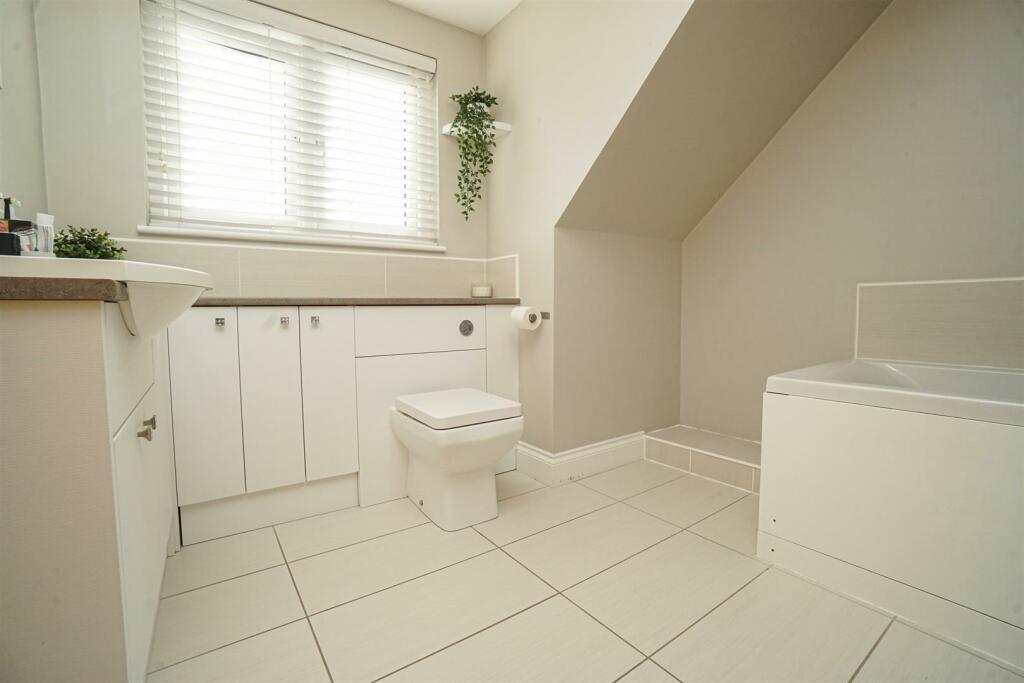 Property photo 35