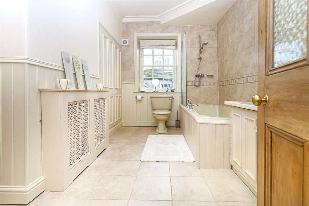 Property photo 37