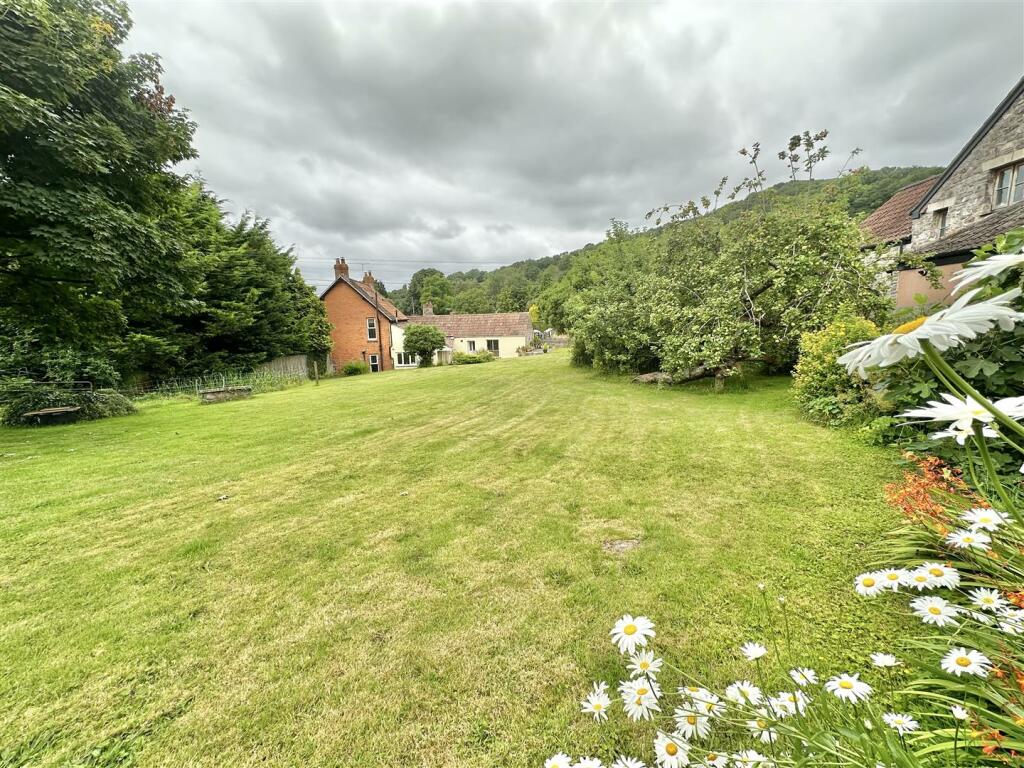 Property photo 29