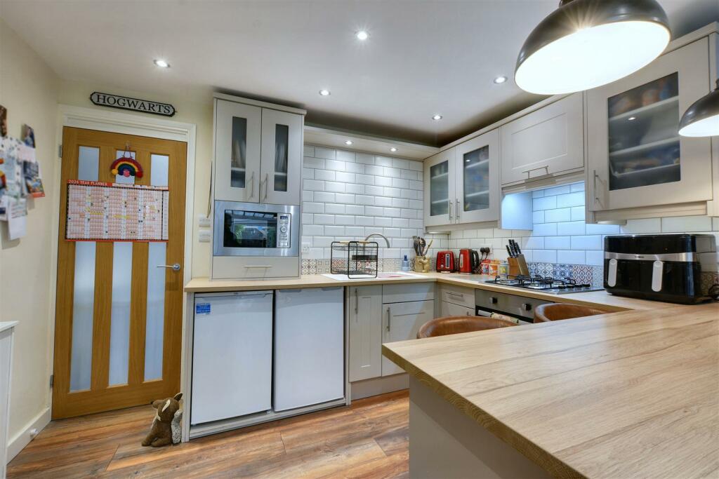 Property photo 32