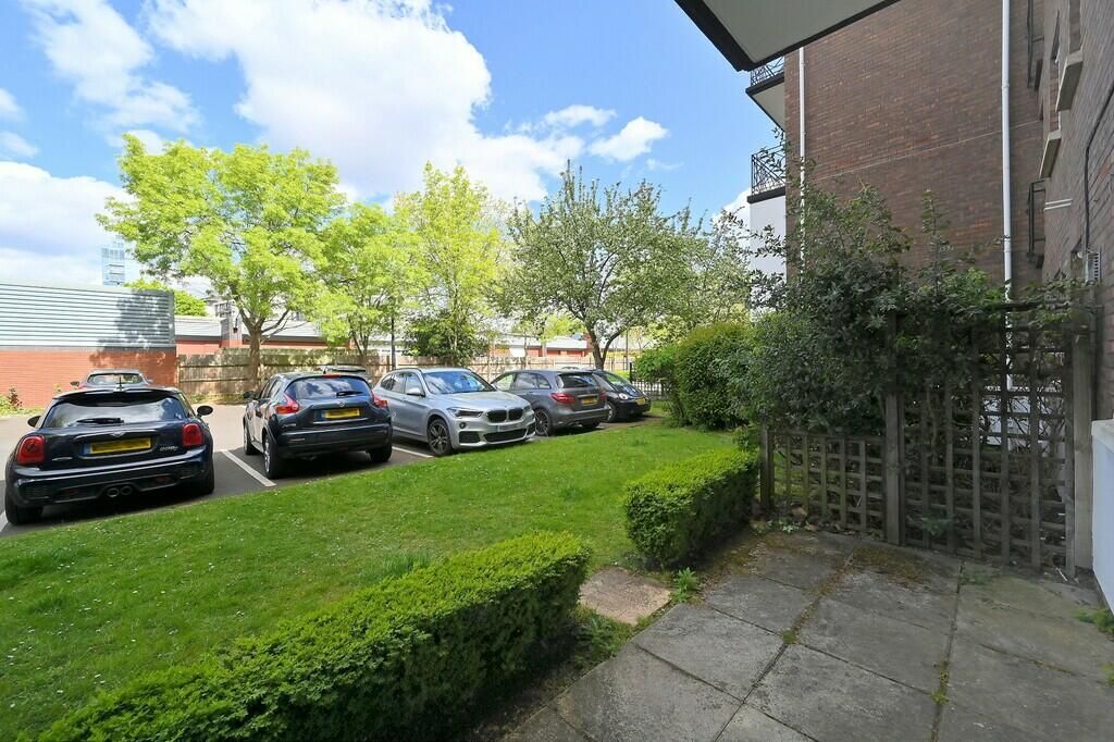 Property photo 8