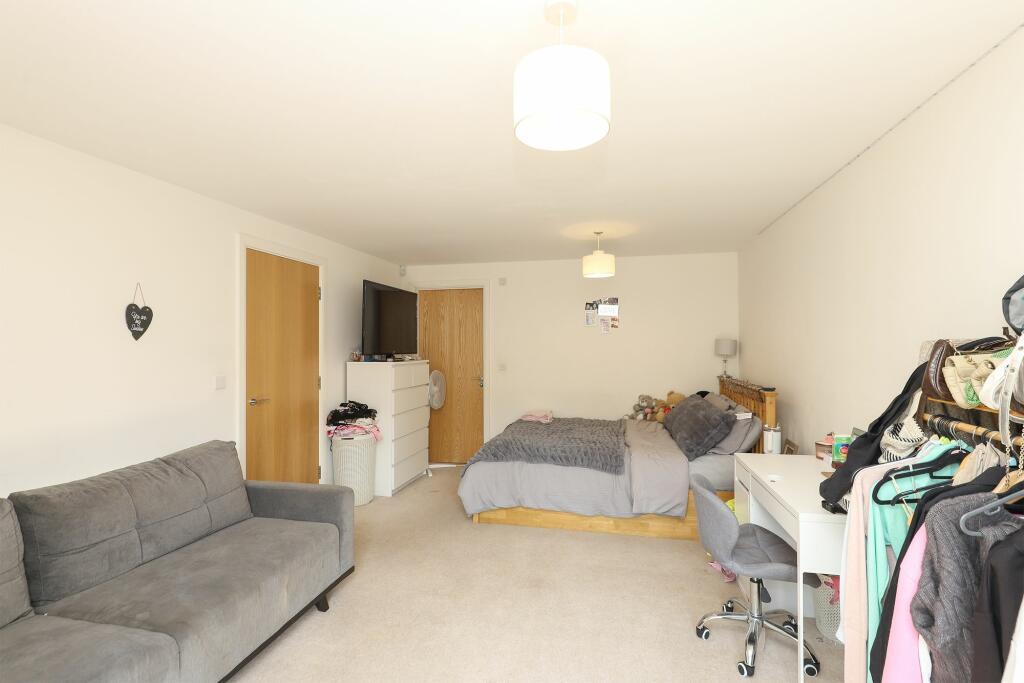 Property photo 13