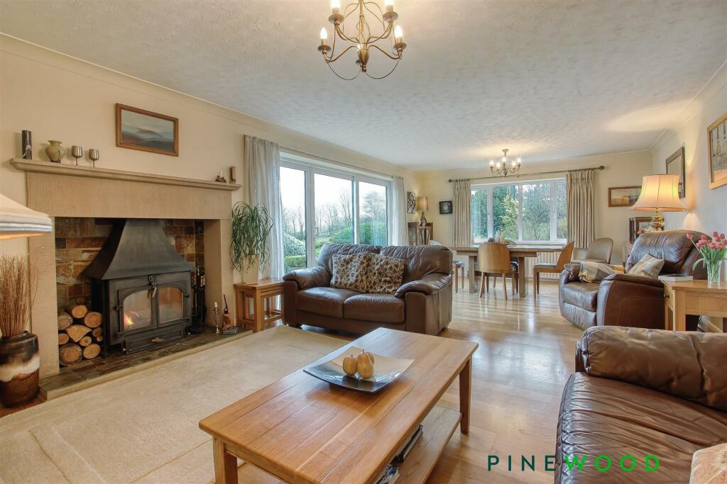 Property photo 32