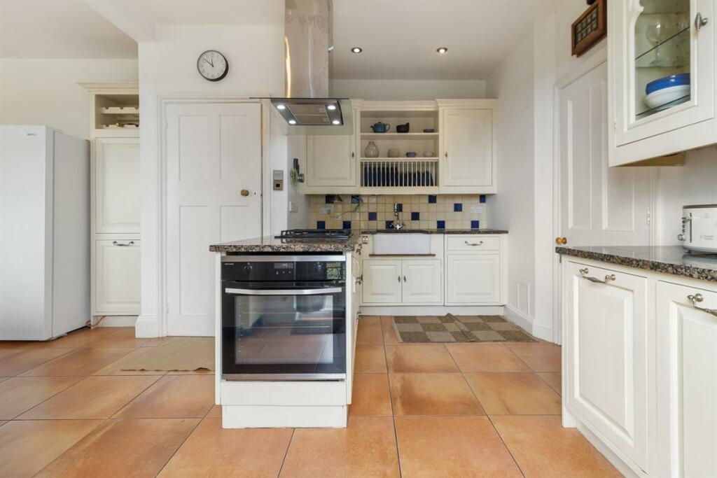 Property photo 24