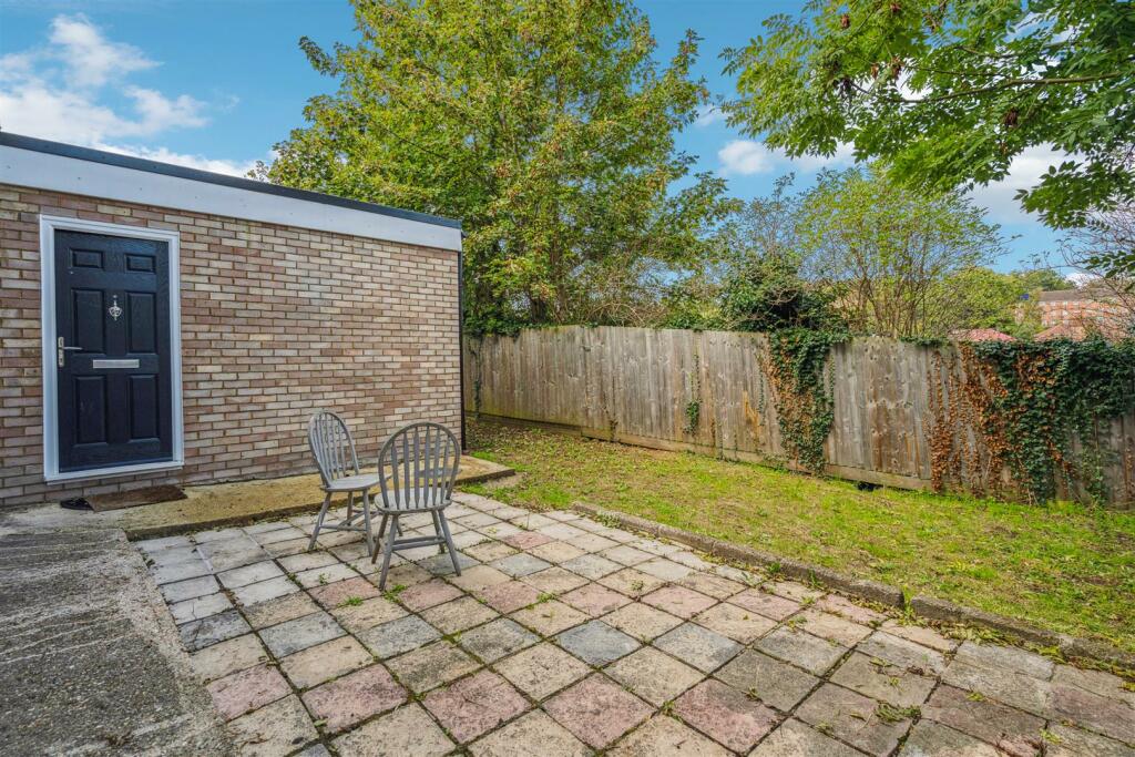 Property photo 33