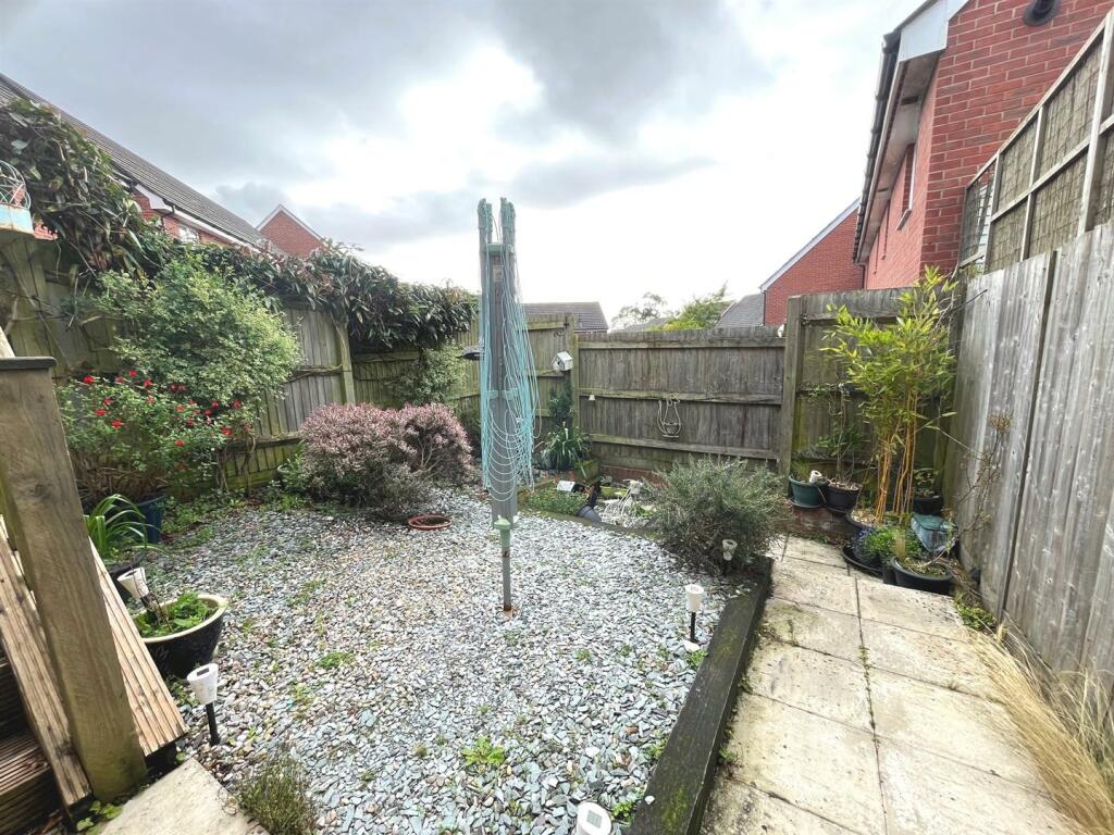 Property photo 37