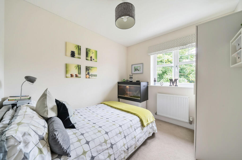 Property photo 35