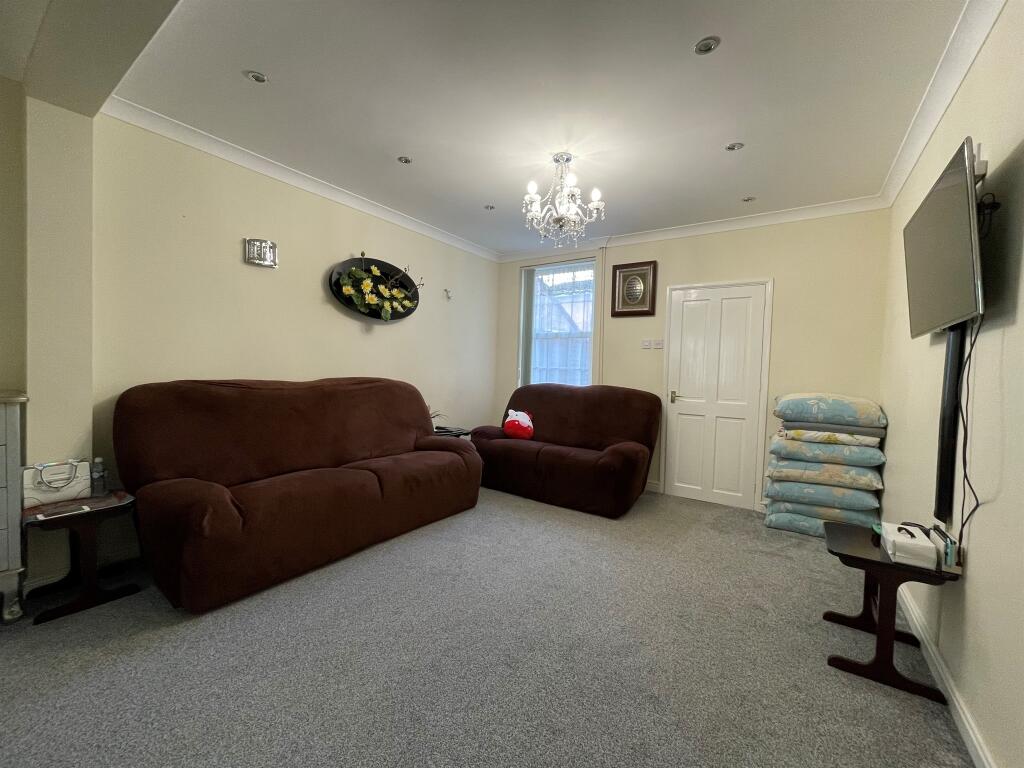 Property photo 44