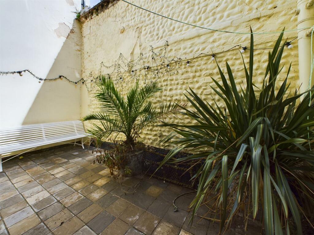 Property photo 16