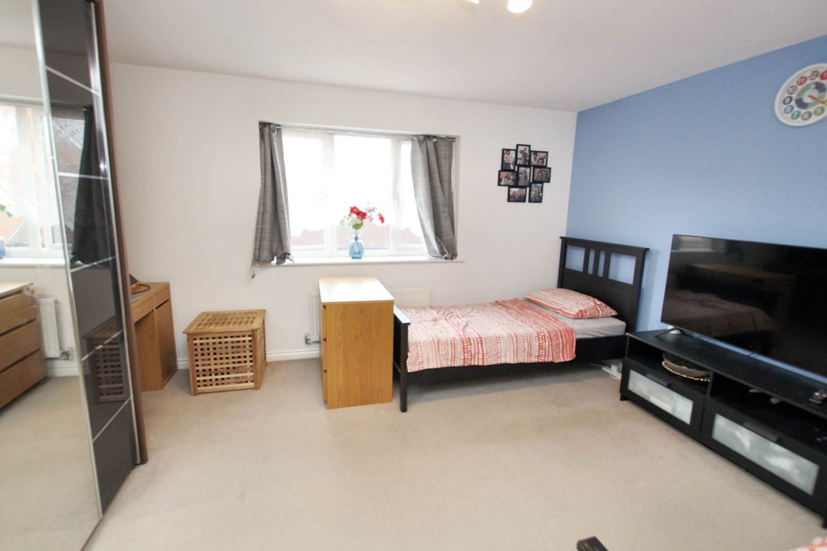 Property photo 11