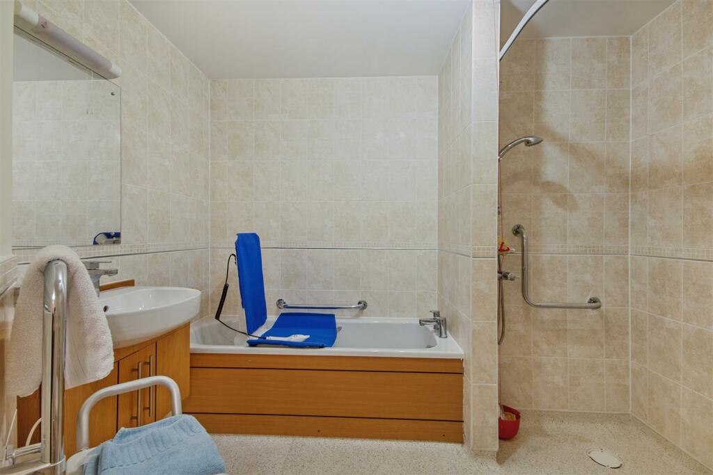 Property photo 12